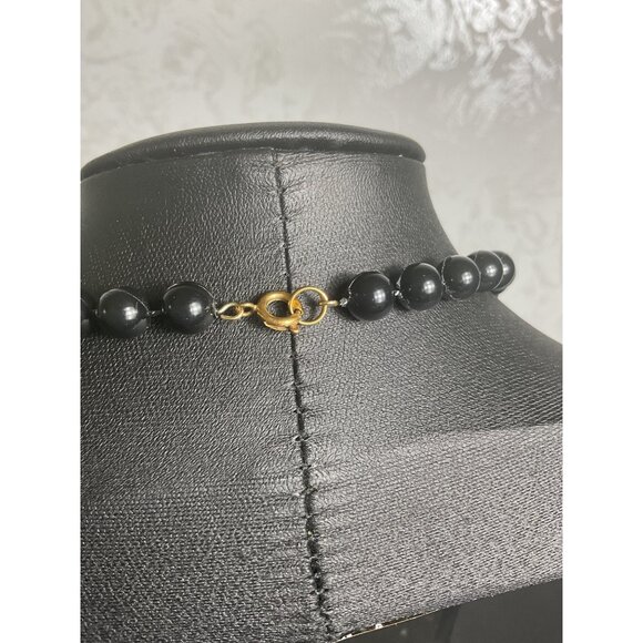 Black Beaded Necklace With Gold Clasp - Picture 3 of 3